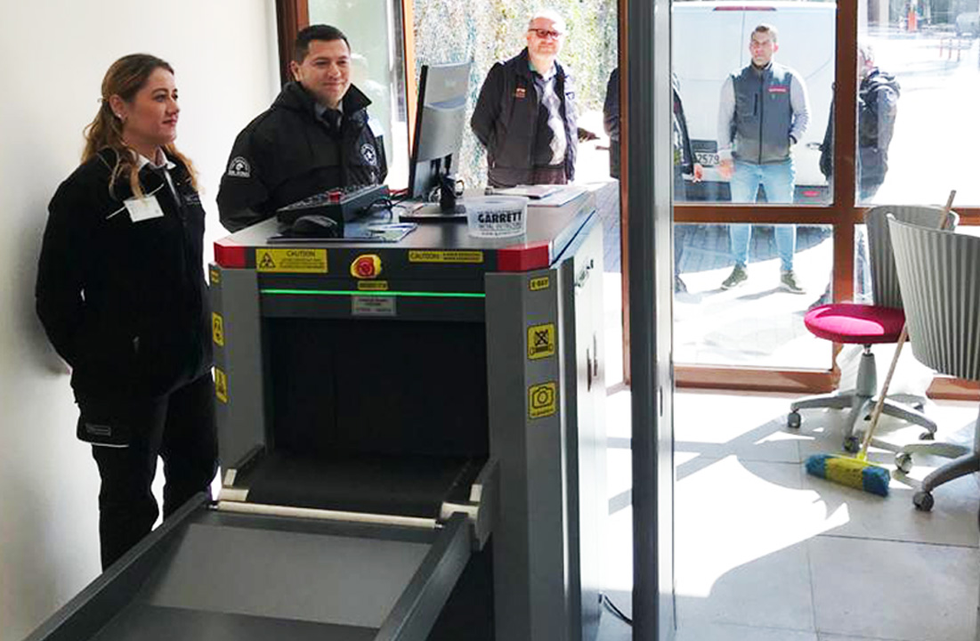 How to Choose the Right X-ray Baggage Scanner for Your Facility?